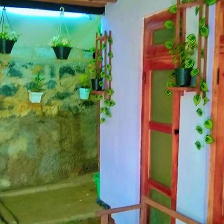 Ella Kumi Hostel Εξωτερικό φωτογραφία